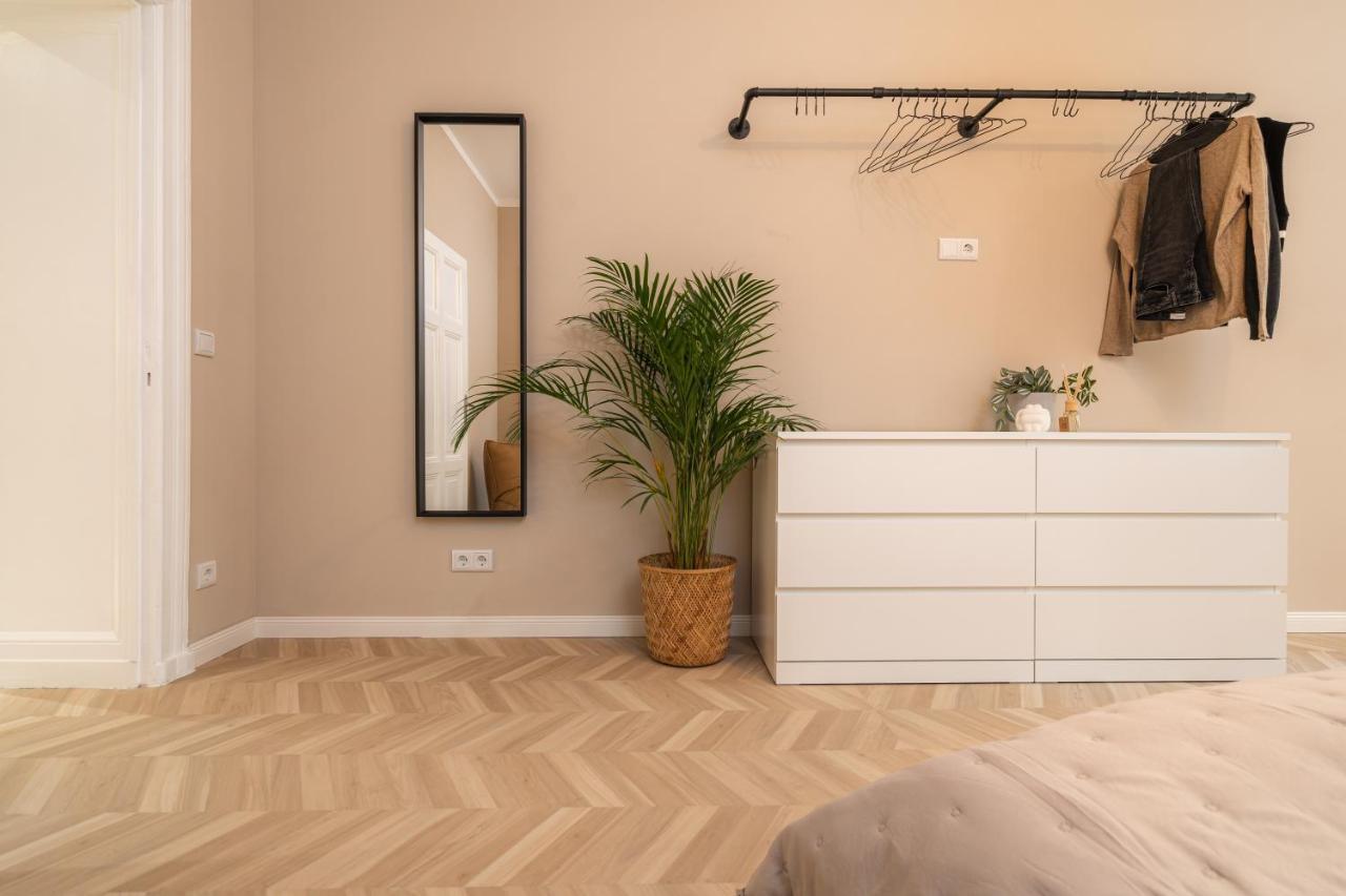 Arbio I Artsy Berlin Oasis Apartment Buitenkant foto